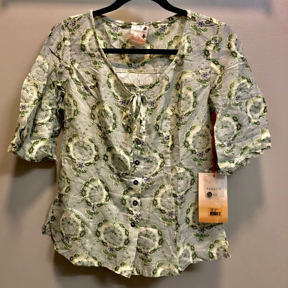 NWT XS silk green floral short sleeve boho blouse